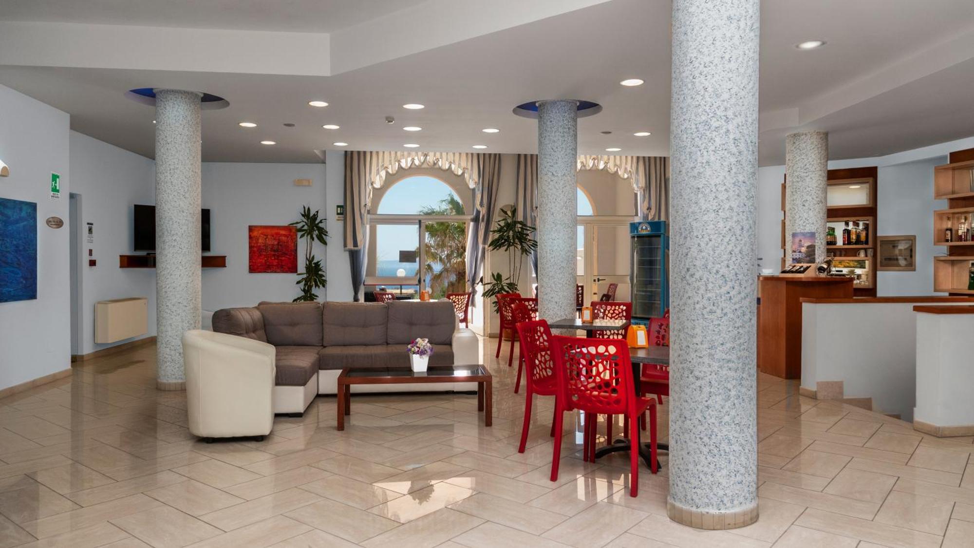 Hotel Alize Санта-Чезареа-Терме Экстерьер фото