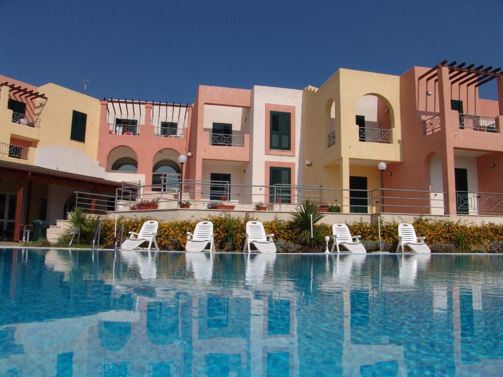 Hotel Alize Санта-Чезареа-Терме Экстерьер фото