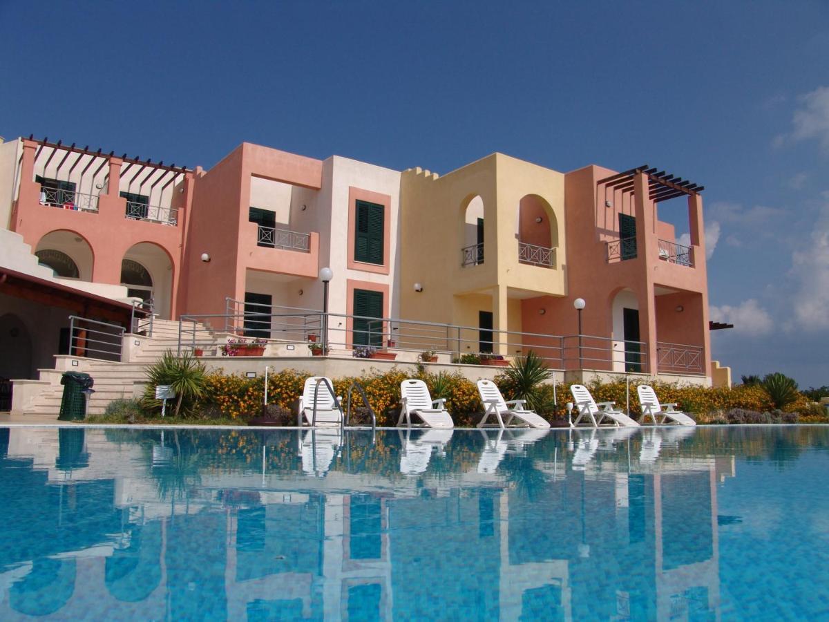 Hotel Alize Санта-Чезареа-Терме Экстерьер фото